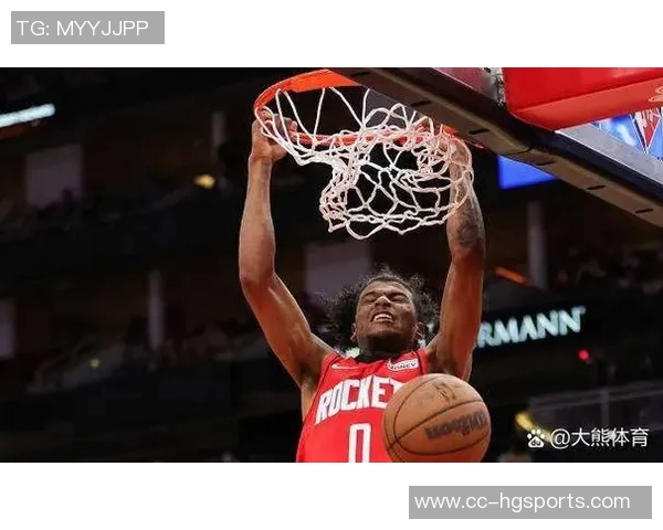 兰德尔全场最高得分22分表现出色16投7中并贡献27分8板7助3断